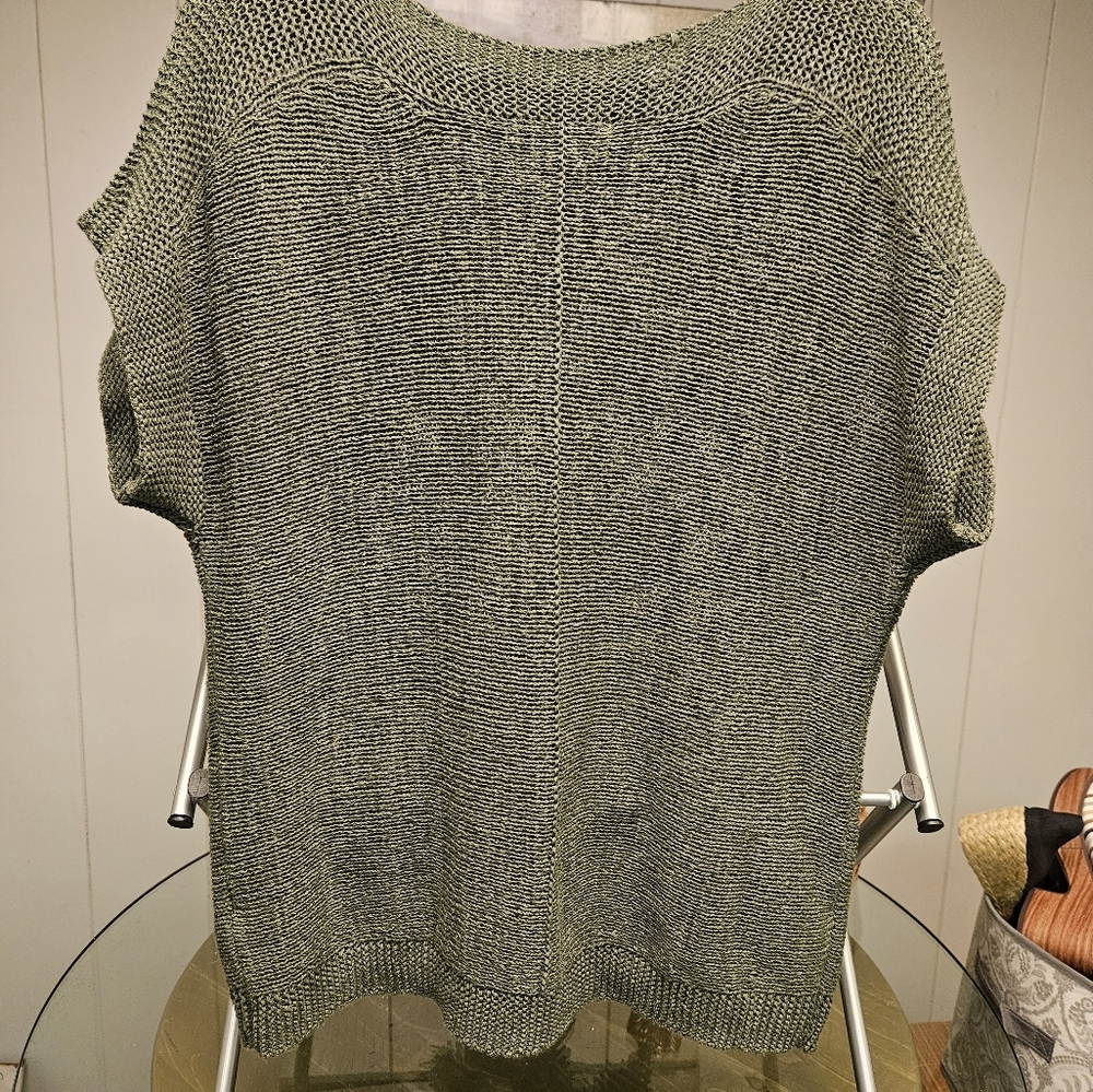 Sweater - Picture 2 of 2